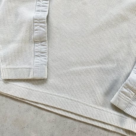 NIKE Vネックリブスウェット