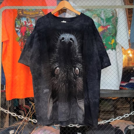THE MOUNTAIN コウモリTシャツ