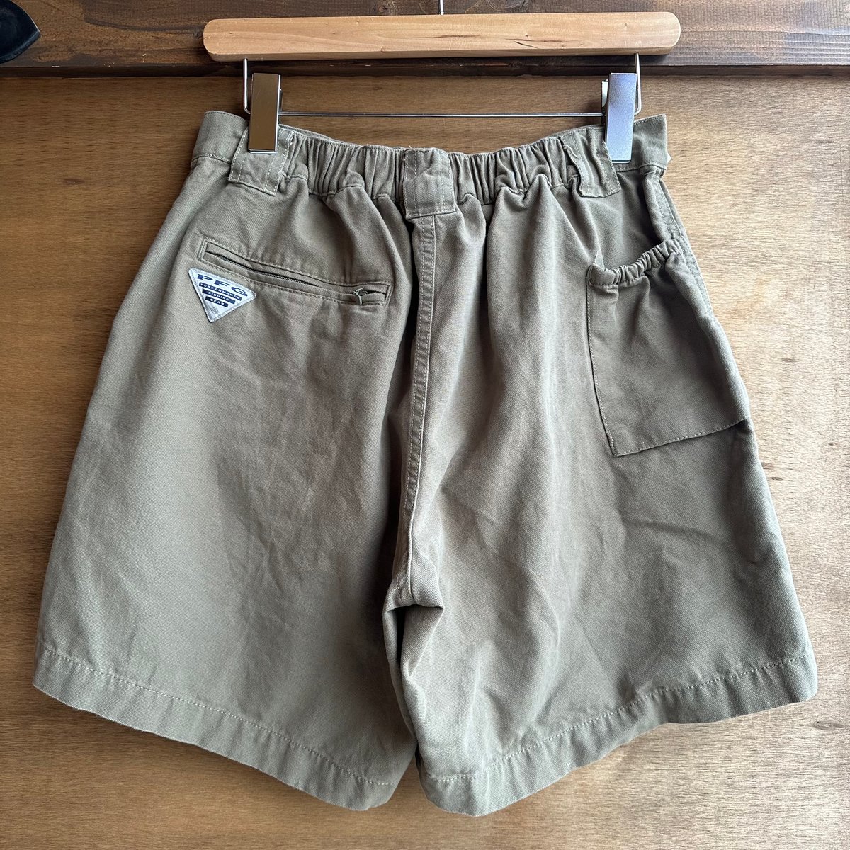 Columbia PFG 2way ギミックパンツ 、US NAVY ショーツ Columbia PFG 2way ギミックパンツ 、US NAVY ショーツ Columbia