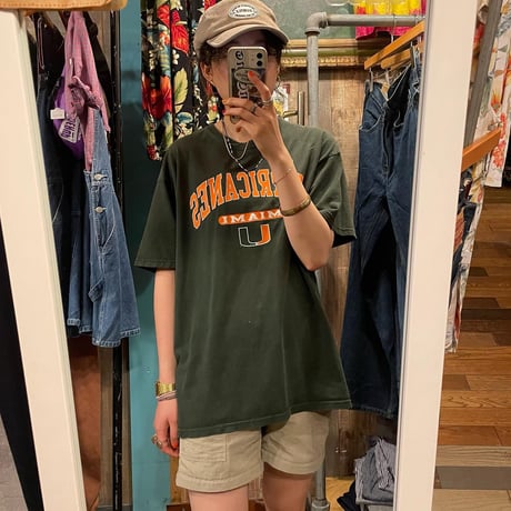 マイアミ大学カレッジTシャツ