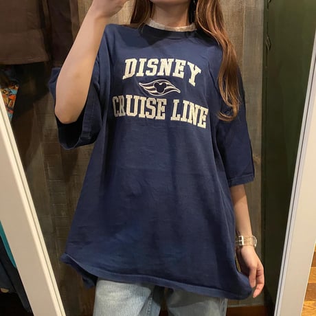 USA製ミッキーカレッジ風ワッペンTシャツ
