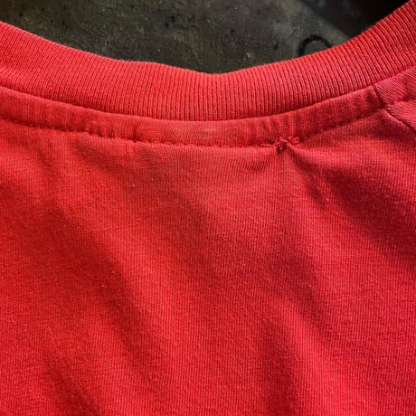 adidas トレフォイルオレンジTシャツ