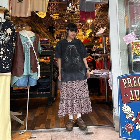 THE MOUNTAIN コウモリTシャツ