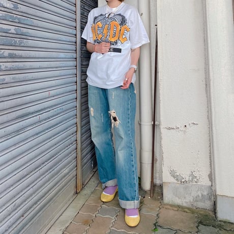 AC/DCプリントTシャツ