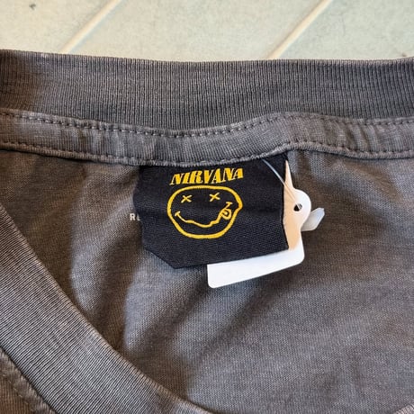 NIRVANA にこちゃんTシャツ