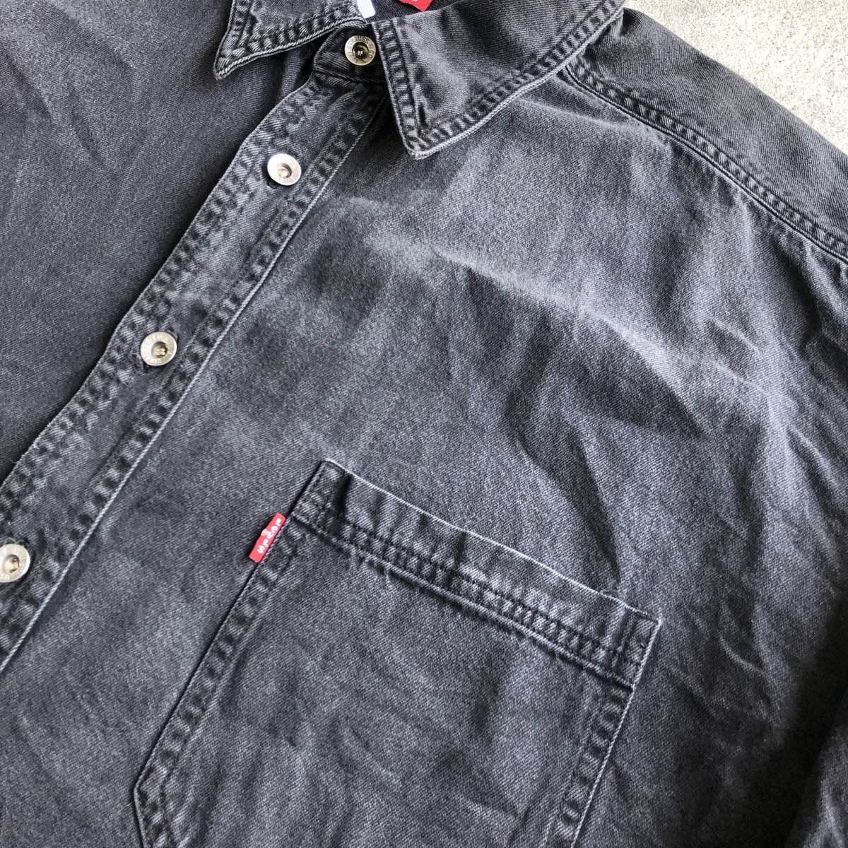 Levi's デニムシャツ 黒 XL | CUSTOM FEVER