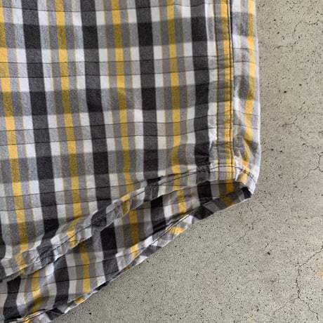 carharttチェックシャツ