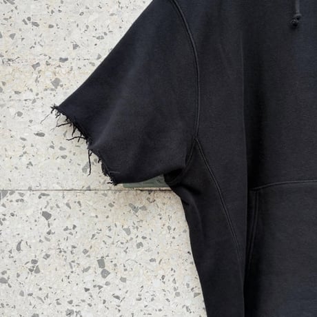 Champion REVERSE WEAVE 袖カットフーディー