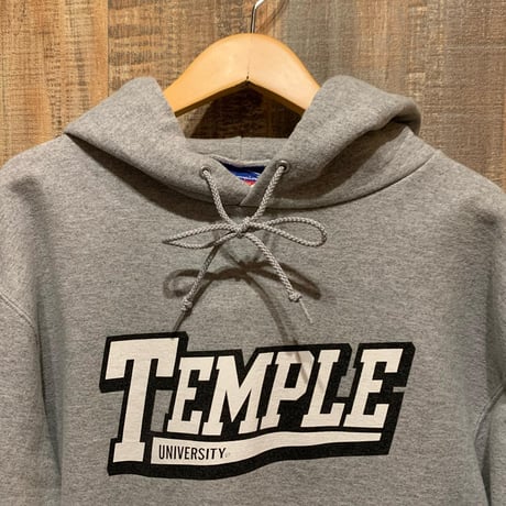 TEMPLEカレッジパーカー