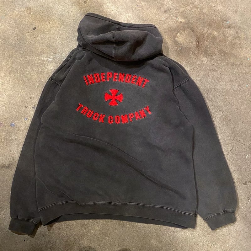INDEPENDENTパーカー | CUSTOM FEVER