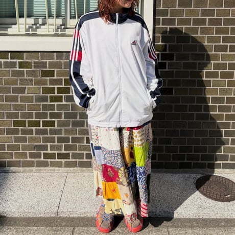 adidas トラックジャケット
