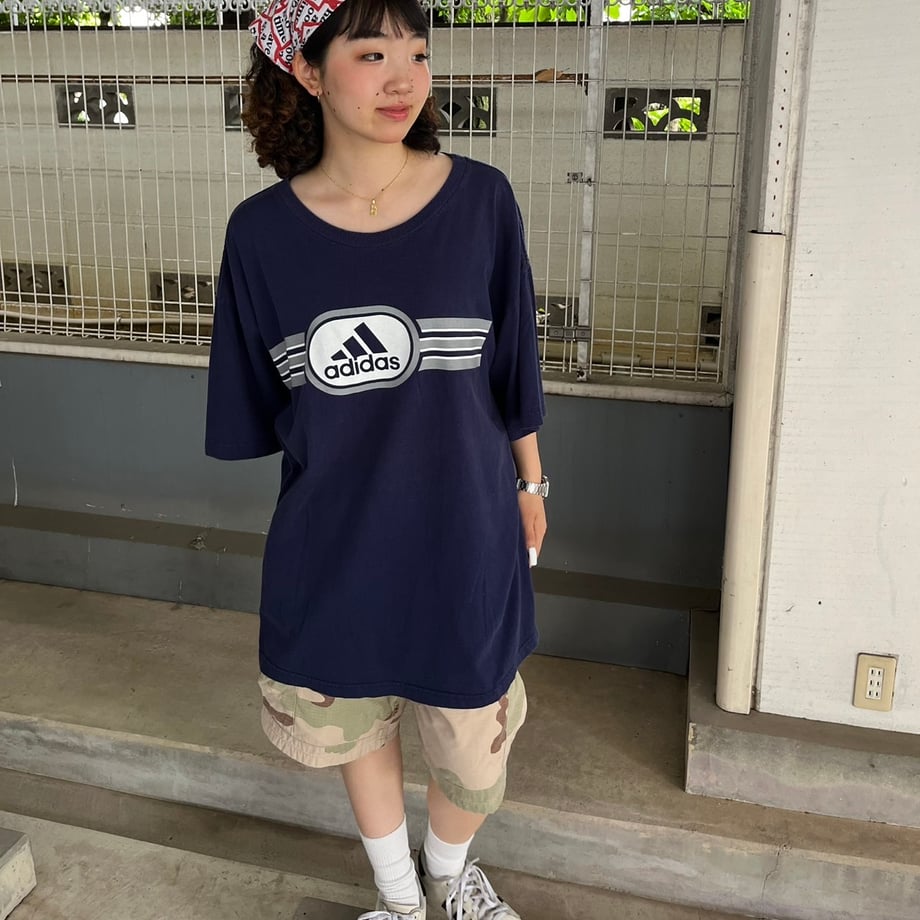 6839767c85e3632c1d3a7bd5