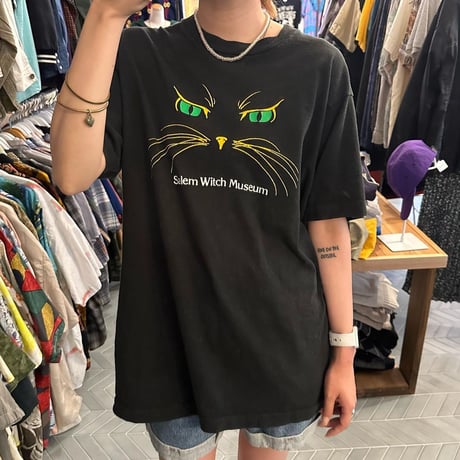 USA製魔女博物館Tシャツ