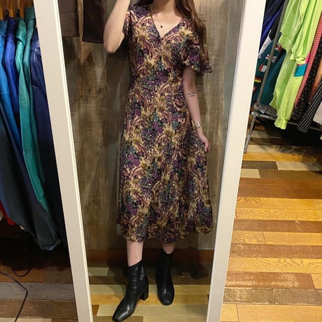 レースアップ花柄ワンピース