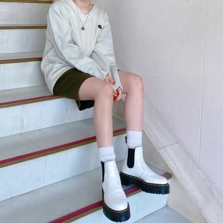 NIKE Vネックリブスウェット