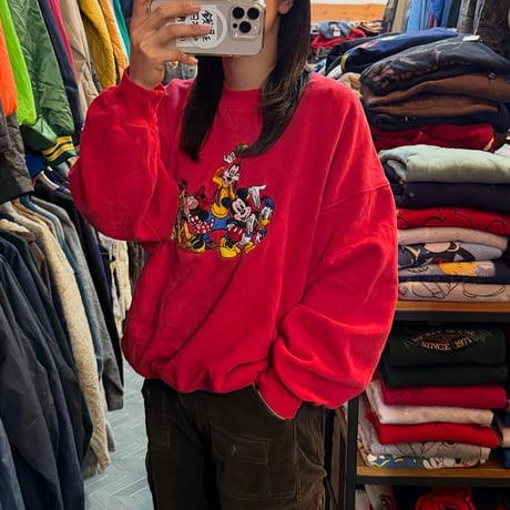90s Disneyキャラ刺繍スウェット