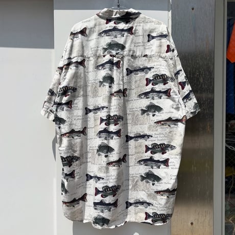 Columbia 魚柄シャツ