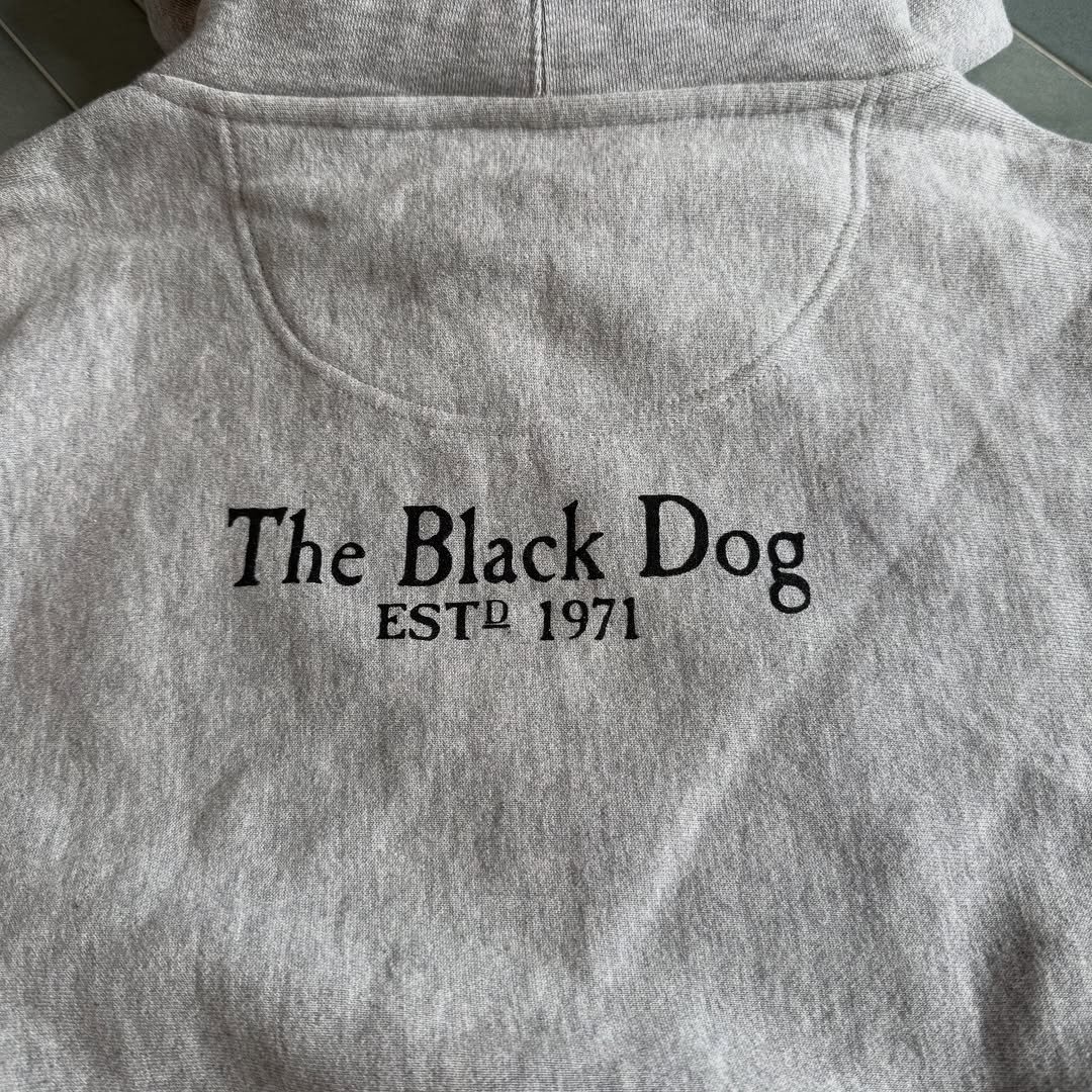 The Black Dog ヘビーオンス フーディ パーカー　両面プリント The Black Dog ヘビーオンス フーディ パーカー 両面プリント