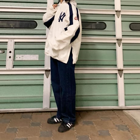 NYナイロンプルオーバー