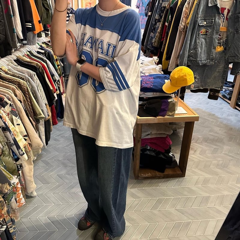 ヴィンテージ　ハワイ80 染み込みフットボールTシャツ　両面プリント HawaiiフットボールTシャツ | CUSTOM FEVER