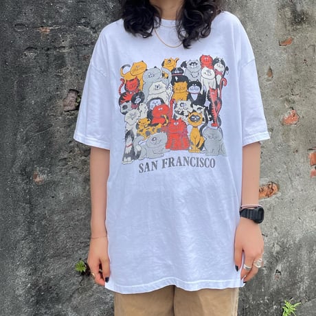 ねこちゃんいっぱいTシャツ