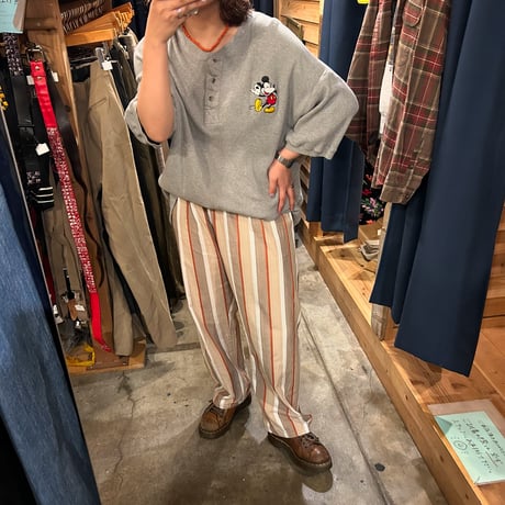 ヘンリーネック サーマル ミッキー刺繍 Tシャツ