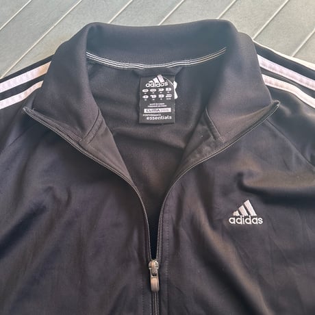 adidas トラックジャケット