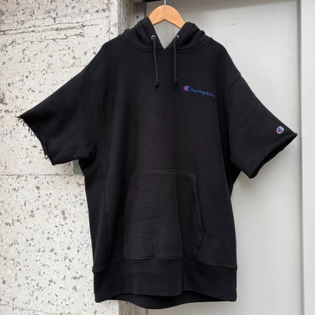 Champion REVERSE WEAVE 袖カットフーディー