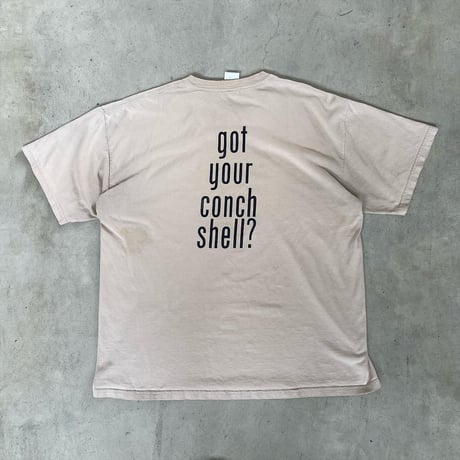 ユニークデザインTシャツ