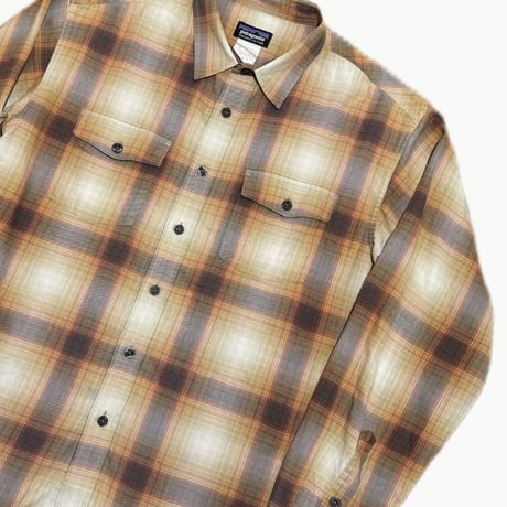Patagonia チェックシャツ