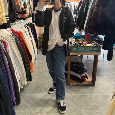 PUMA フルジップスウェット