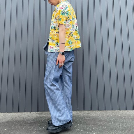 ビーチ柄ハワイアンシャツ