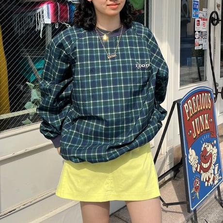 IZOD ナイロンプルオーバー