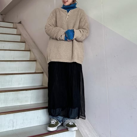 haggarヘンリーネックニット