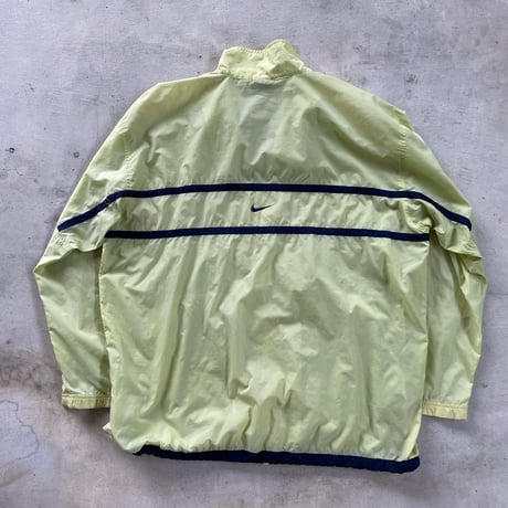 NIKEナイロンライトジャケット