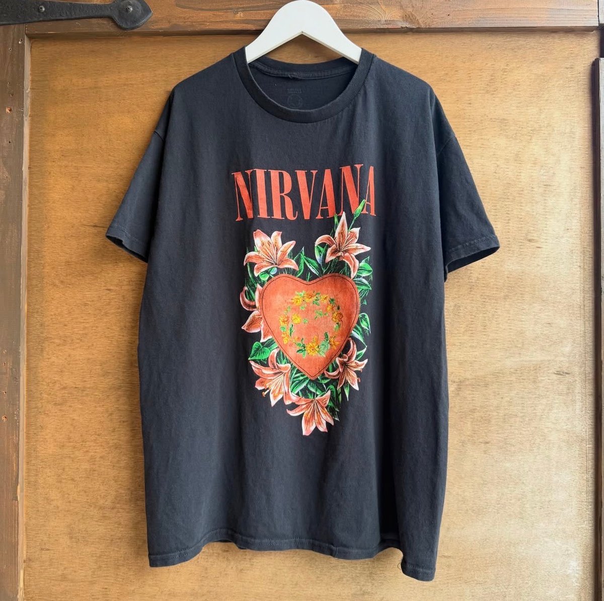 NIRVANA グラフィックTシャツ | CUSTOM FEVER
