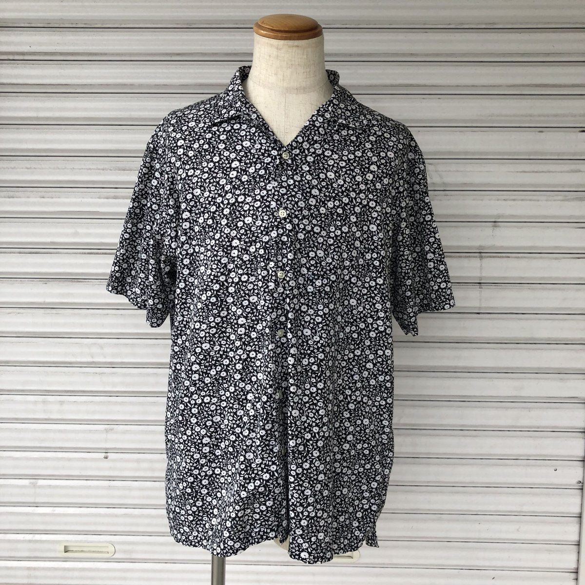 90s POLO Ralph Lauren 猫目ボタン 花柄オープンカラーシャツ Ralph Lauren白黒花柄オープンカラーシャツ | CUSTOM FEVER