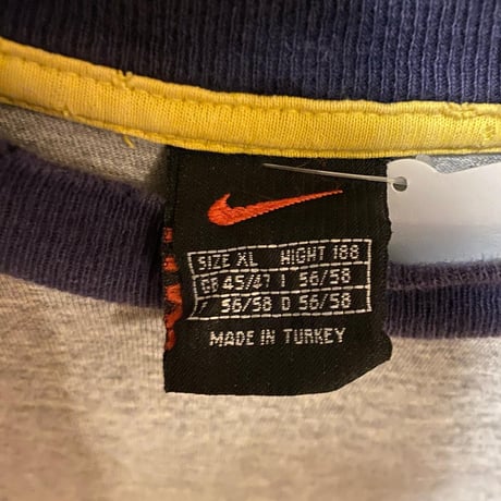 NIKEリンガーtシャツ