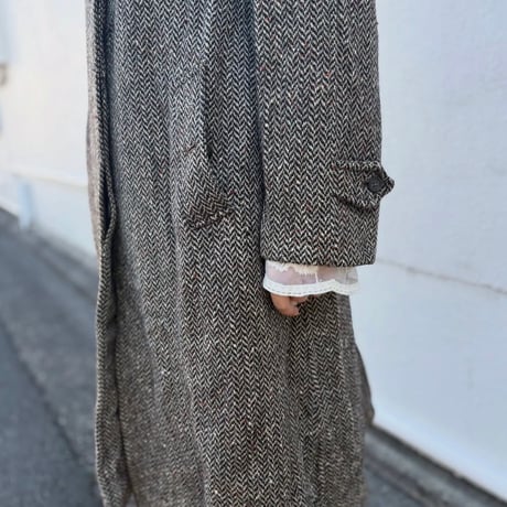 Burberrys’ヘリンボーン柄ウールコート