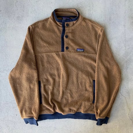 patagonia シアーリングボタンプルオーバー