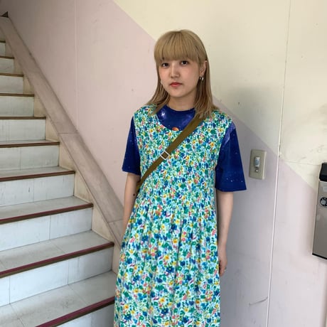 小花柄シャーリングワンピ