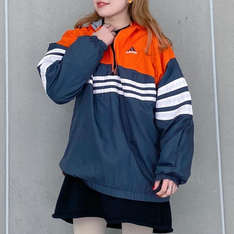 adidasハーフジップナイロンフーディPO