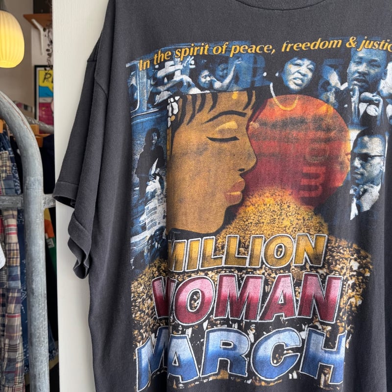 90's Million Woman MarchプリントTシャツ | CUSTOM FEVER