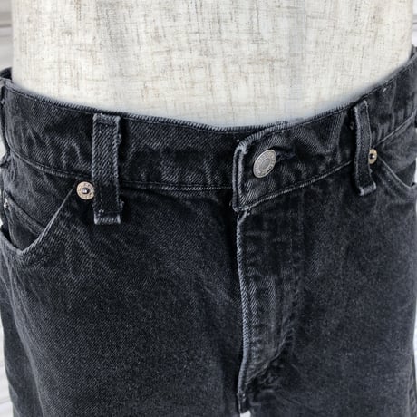 Levi's ブラックデニムショーツ