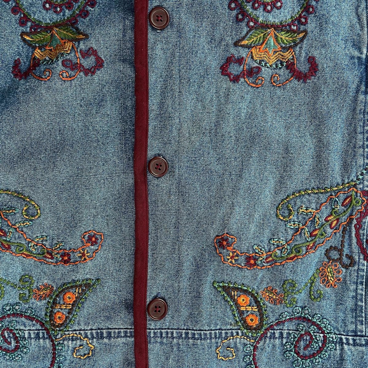 ペイズリー刺繍デニムブルゾン | CUSTOM FEVER