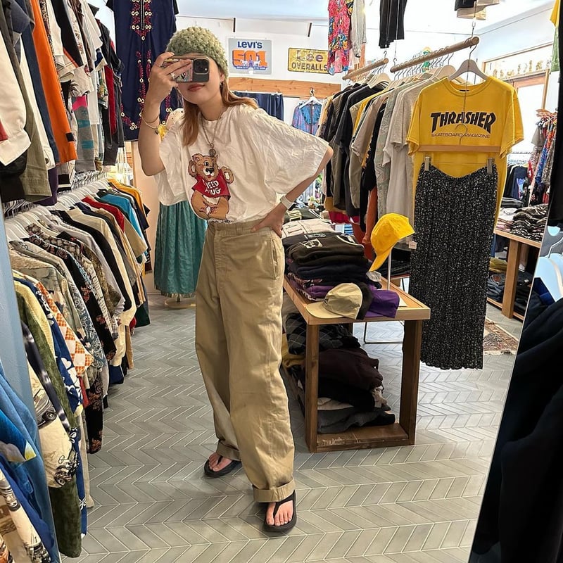 Dead stock!80年代USA製くまさんハグTシャツ🫂 | CUSTOM FEVER Dead stock!80年代USA製くまさんハグTシャツ🫂 | CUSTOM FEVER
