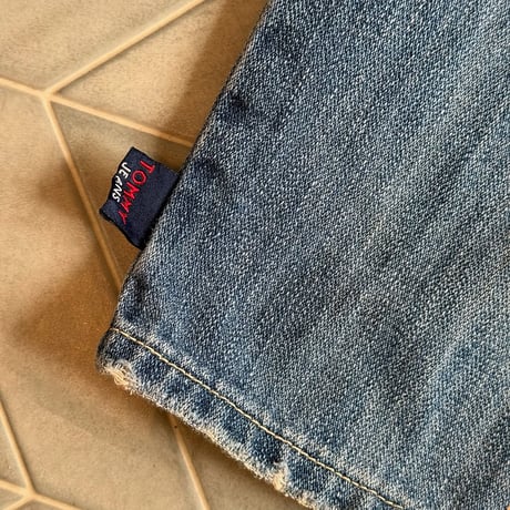 TOMMY JEANS デニムハーフパンツ