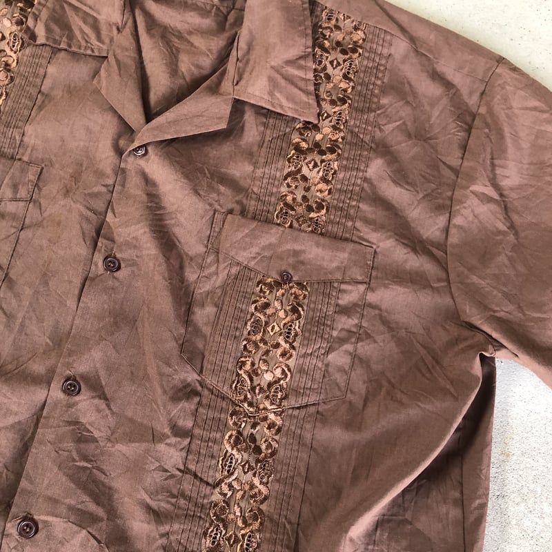 美品 CALEE キャリー 刺繍 キューバシャツ ブラウン Lサイズ 美品 CALEE キャリー 刺繍 キューバシャツ ブラウン Lサイズ - メルカリ