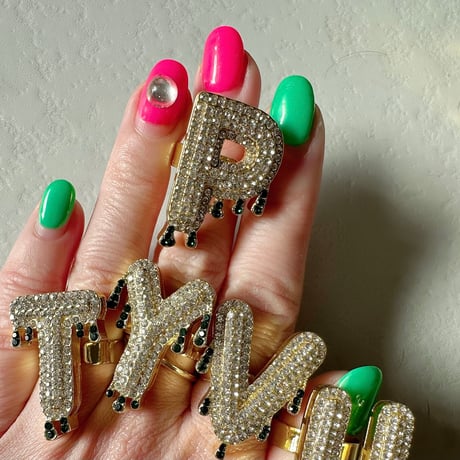 Bling bling letter ring