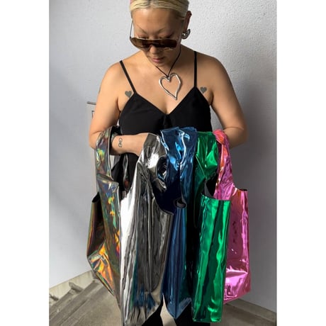 Mirror shopper